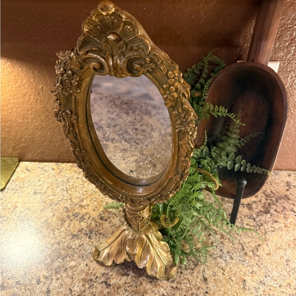 Vintage Gold Baroque Resin Floral Pattern Standing Table Mirror 14 Inches Tall - Picture 5 of 11